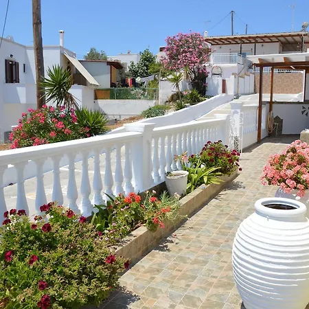 Rita's Traditional House * Triovasálos